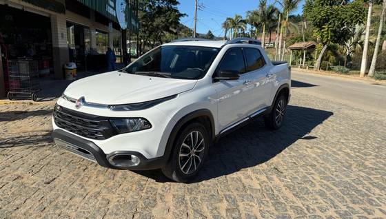 FIAT TORO 2.0 16V TURBO DIESEL VOLCANO 4WD AT9